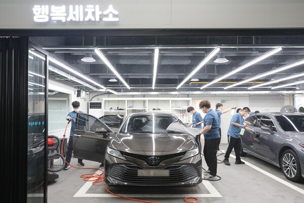 동아ST가 서로의 다름을 존중하며 함께 성장하는 공간 '행복세차소'를 오픈했다.