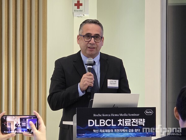 이자트 아젬 한국로슈 대표이사. 사진=조해진 기자