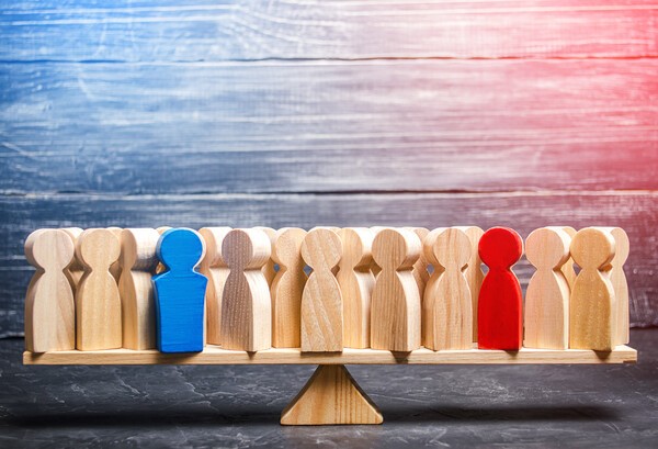 인사 시즌 다가온다...제약 CEO 40% 임기 만료 앞둬 - 뉴스 썸네일 이미지